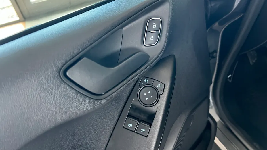 FORD Fiesta Fiesta 1.0 EcoBoost Titanium ASS