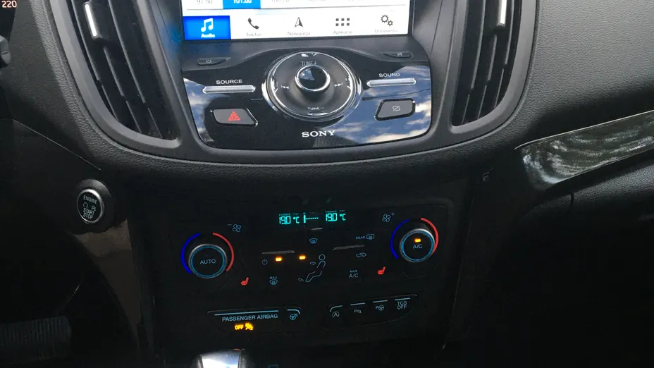 FORD Escape Escape 2.0 EcoBoost AWD Titanium