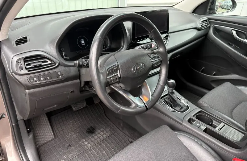 HYUNDAI i30 i30 1.5 T-GDI 48V Executive DCT