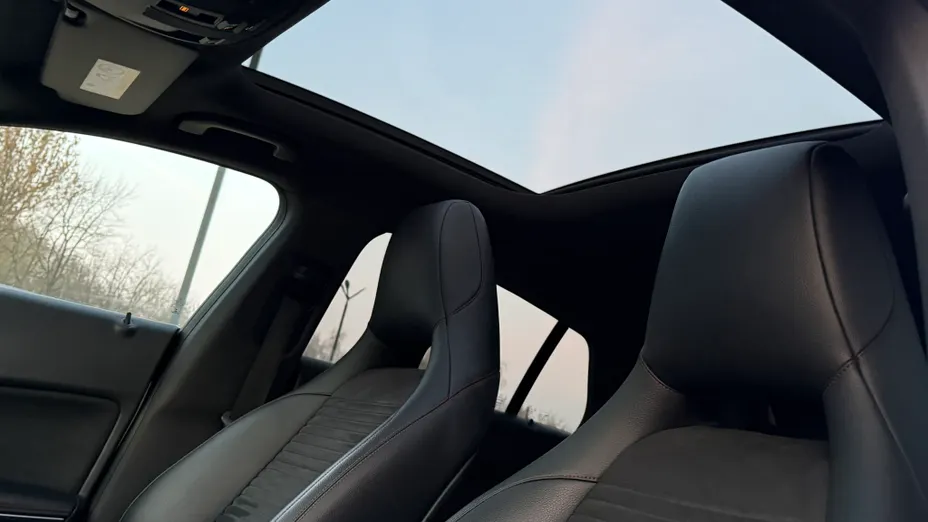 MERCEDES-BENZ CLA CLA 250 4-Matic