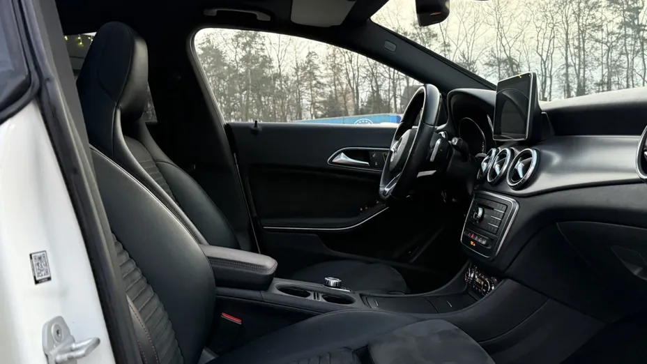 MERCEDES-BENZ CLA CLA 250 4-Matic
