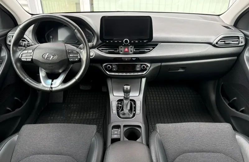 HYUNDAI i30 i30 1.5 T-GDI 48V Executive DCT