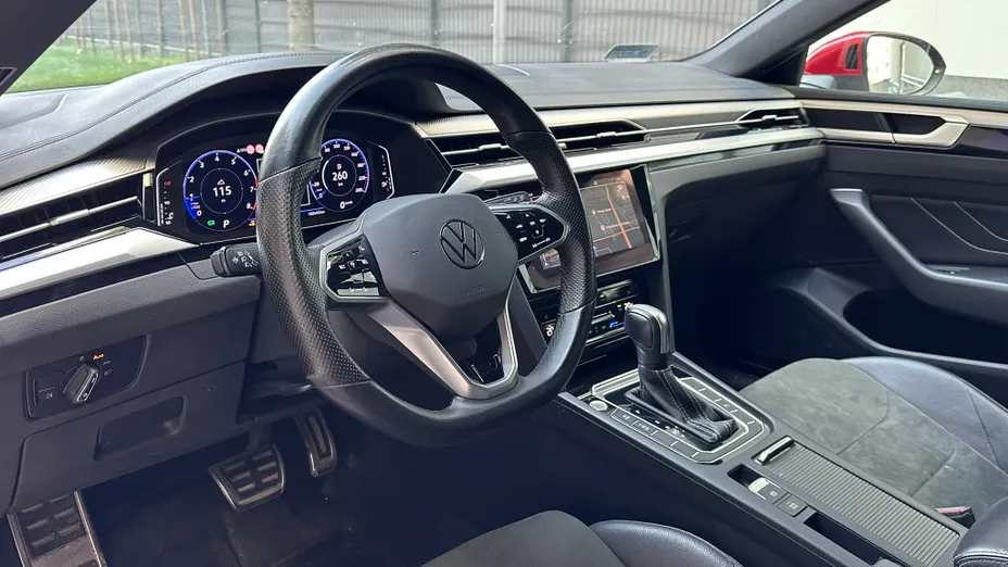 VOLKSWAGEN Arteon Arteon 2.0 TSI R-Line DSG