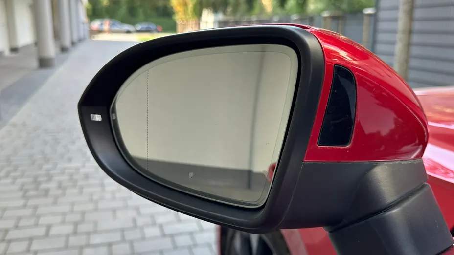 VOLKSWAGEN Arteon Arteon 2.0 TSI R-Line DSG