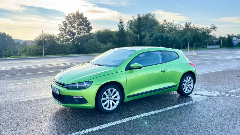 VOLKSWAGEN Scirocco -