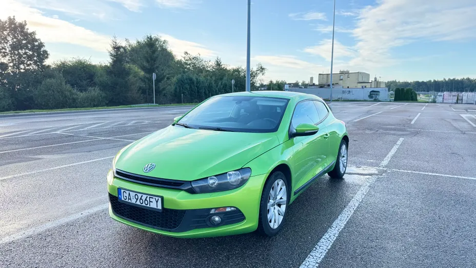 VOLKSWAGEN Scirocco -