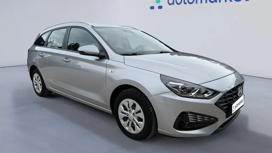HYUNDAI i30 i30 1.5 DPI Classic +