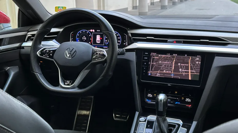 VOLKSWAGEN Arteon Arteon 2.0 TSI R-Line DSG