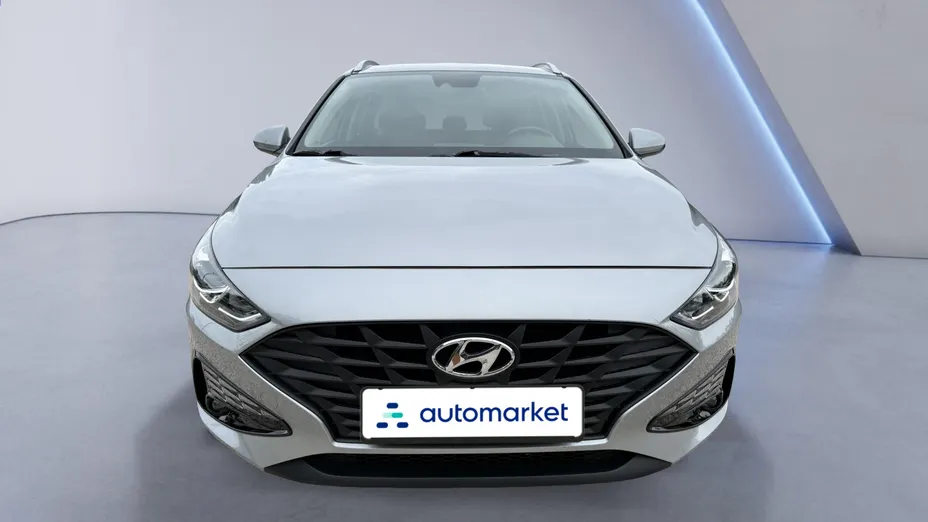 HYUNDAI i30 i30 1.5 DPI Classic +