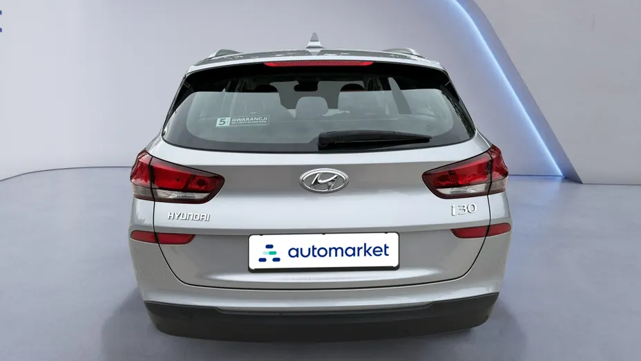HYUNDAI i30 i30 1.5 DPI Classic +