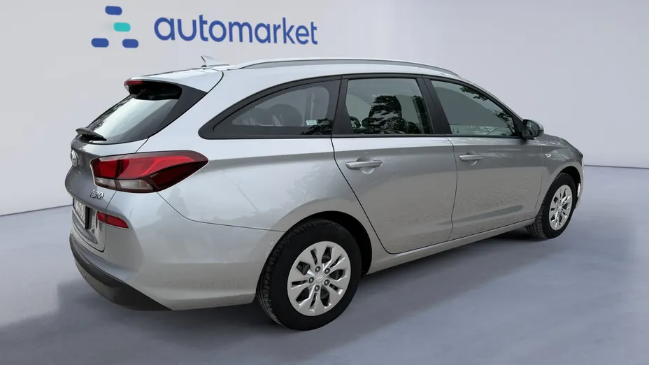 HYUNDAI i30 i30 1.5 DPI Classic +