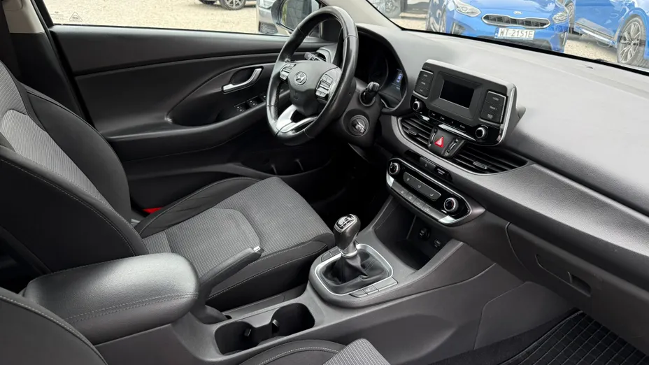 HYUNDAI i30 i30 1.5 DPI Classic +