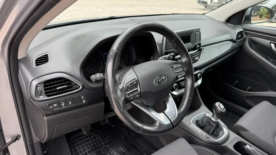 HYUNDAI i30 i30 1.5 DPI Classic +