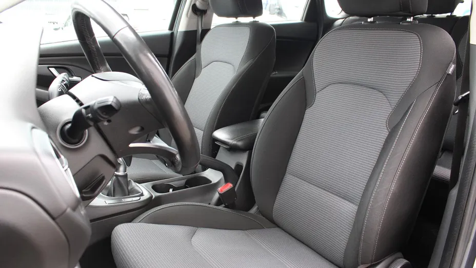HYUNDAI i30 i30 1.5 DPI Modern