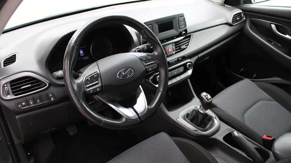 HYUNDAI i30 i30 1.5 DPI Modern