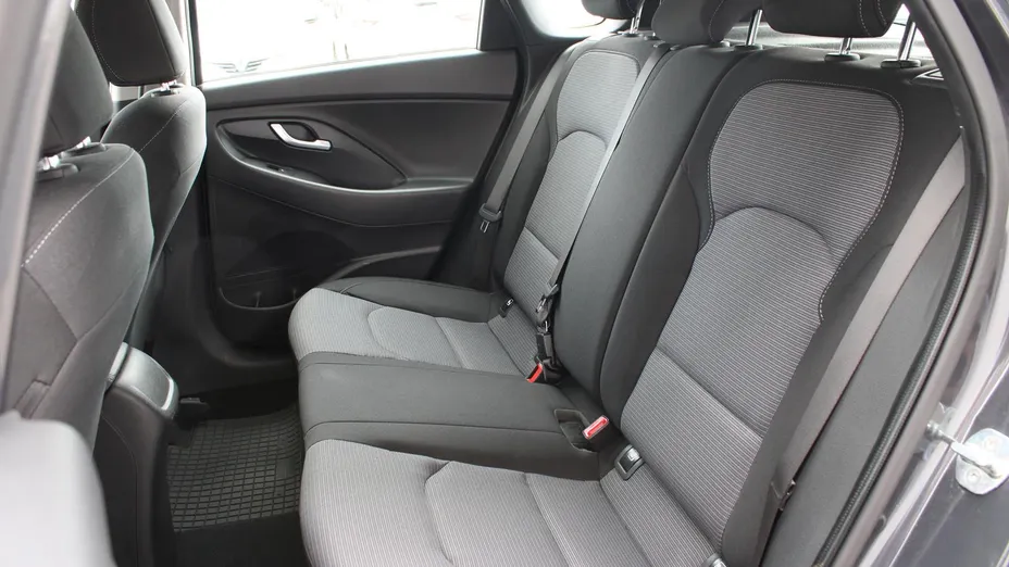 HYUNDAI i30 i30 1.5 DPI Modern