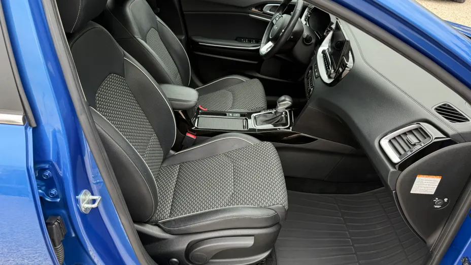 KIA Cee'd Ceed 1.6 GDI PHEV Business Line DCT