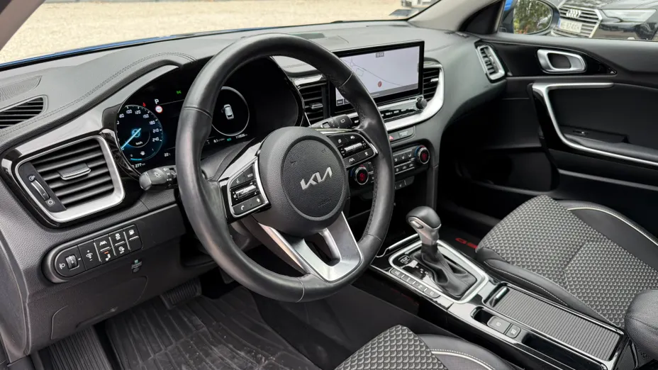 KIA Cee'd Ceed 1.6 GDI PHEV Business Line DCT