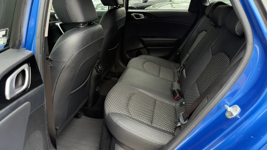 KIA Cee'd Ceed 1.6 GDI PHEV Business Line DCT
