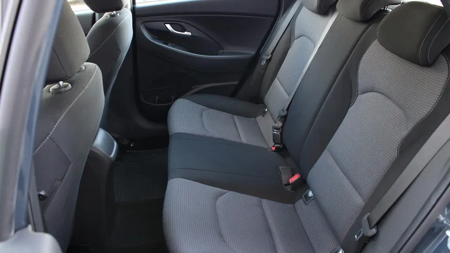 HYUNDAI i30 i30 1.5 DPI Modern