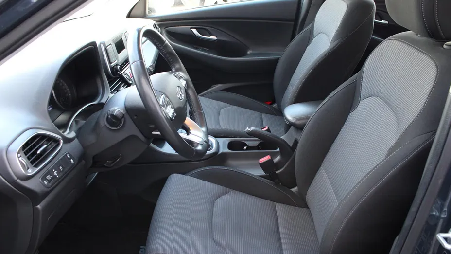 HYUNDAI i30 i30 1.5 DPI Modern