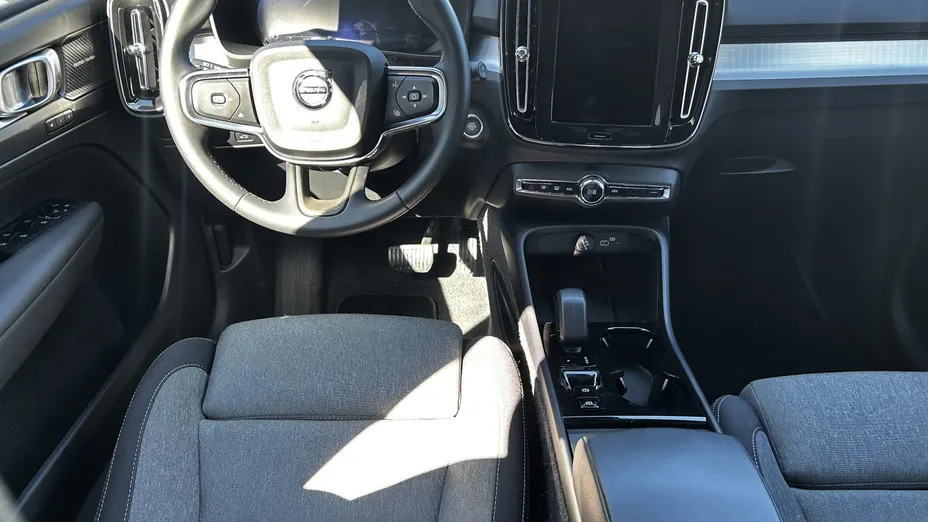 VOLVO XC40 XC40 B3 Plus Dark aut