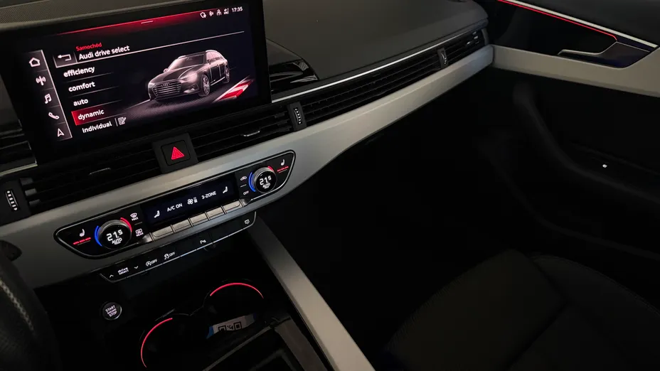 AUDI A4 Avant -