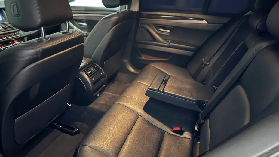 BMW Seria 5 528i xDrive Modern Line