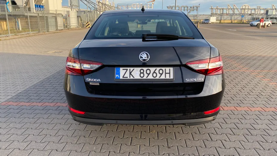 SKODA Superb Superb 1.8 TSI Style DSG