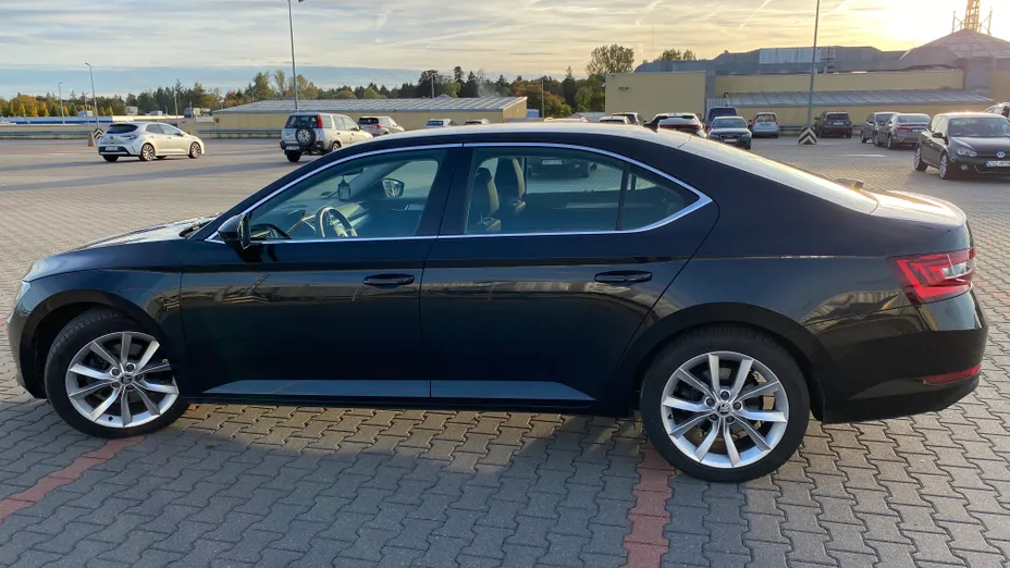 SKODA Superb Superb 1.8 TSI Style DSG