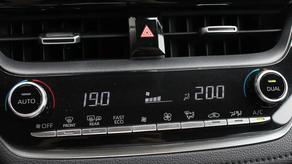 TOYOTA Corolla Corolla 1.5 Comfort