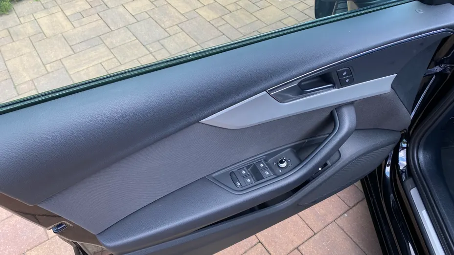 AUDI A4 A4 40 TFSI mHEV Quattro S tronic