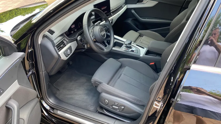 AUDI A4 A4 40 TFSI mHEV Quattro S tronic