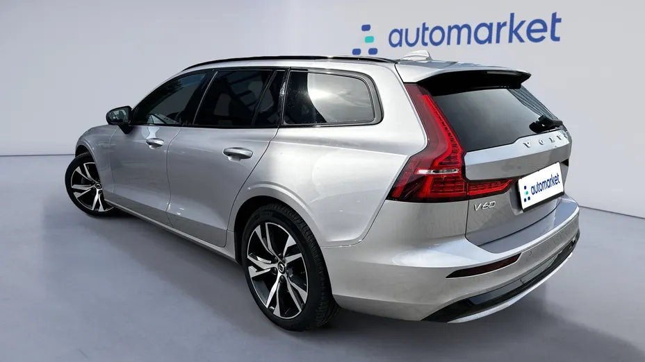 VOLVO V60 V60 B4 B Plus Dark aut