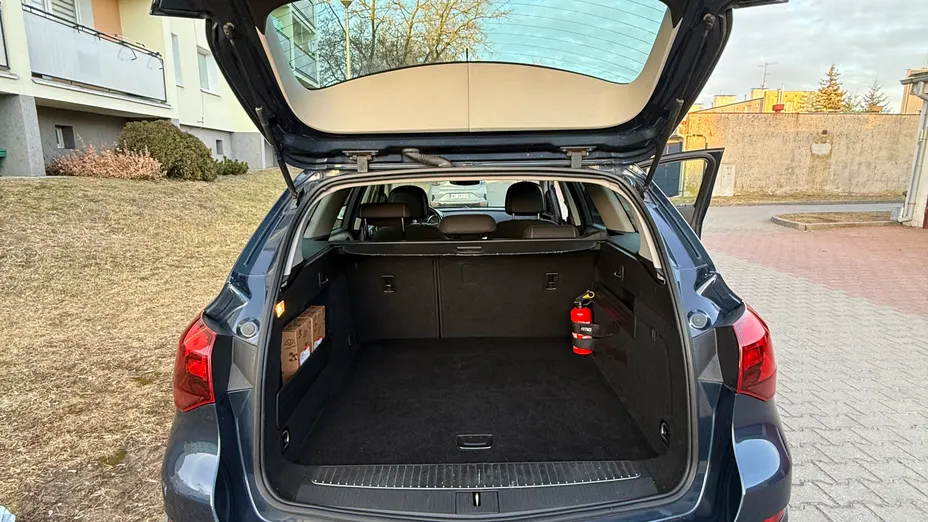 OPEL Astra Astra IV 1.4 T Cosmo