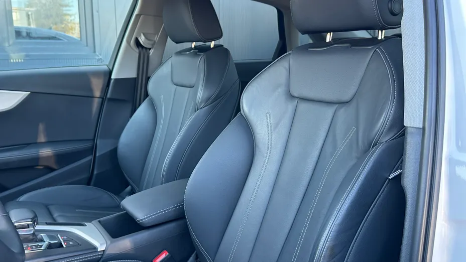 AUDI A4 A4 35 TFSI mHEV S Line S tronic