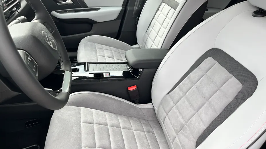 CITROEN C4 C4 1.2 mHEV Max eDCT6 Nowy