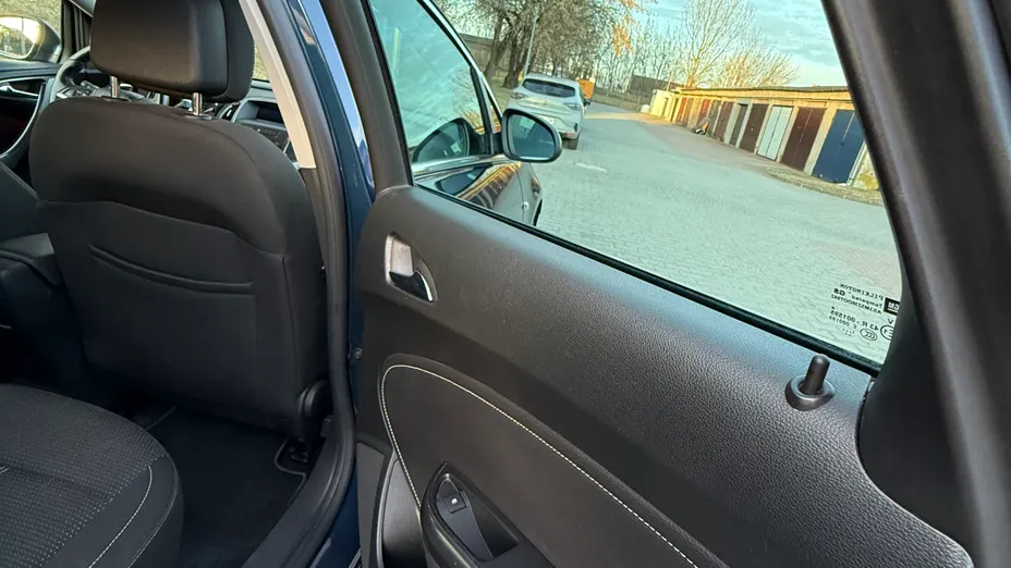 OPEL Astra Astra IV 1.4 T Cosmo