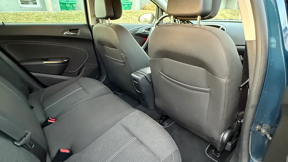 OPEL Astra Astra IV 1.4 T Cosmo