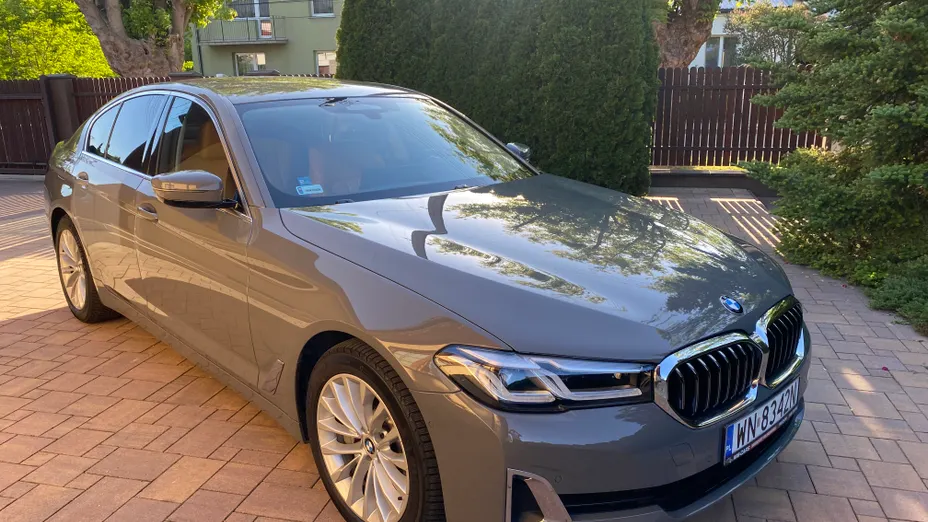 BMW Seria 5 530i GPF xDrive Luxury Line aut