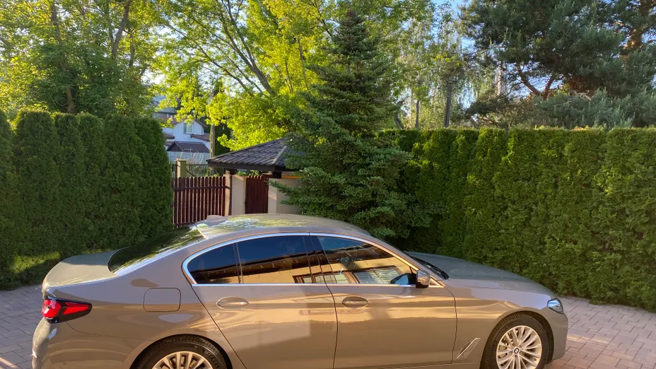 BMW Seria 5 530i GPF xDrive Luxury Line aut