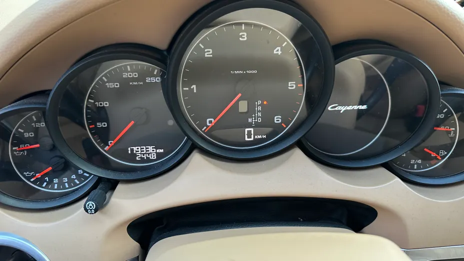 PORSCHE Cayenne Cayenne