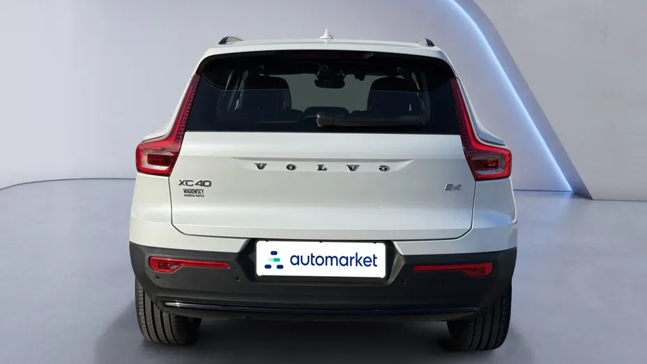 VOLVO XC40 XC40 B4 Plus Dark aut