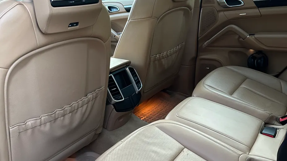 PORSCHE Cayenne Cayenne