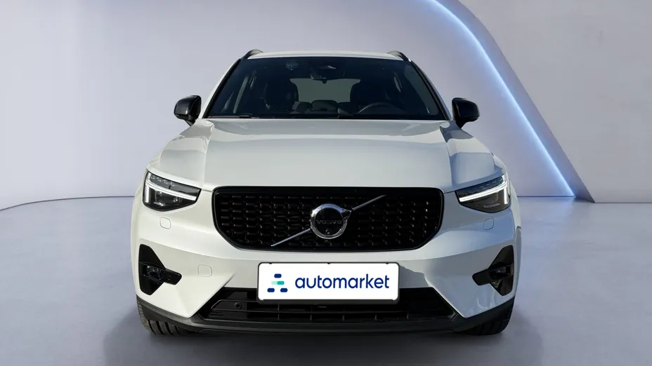 VOLVO XC40 XC40 B4 Plus Dark aut