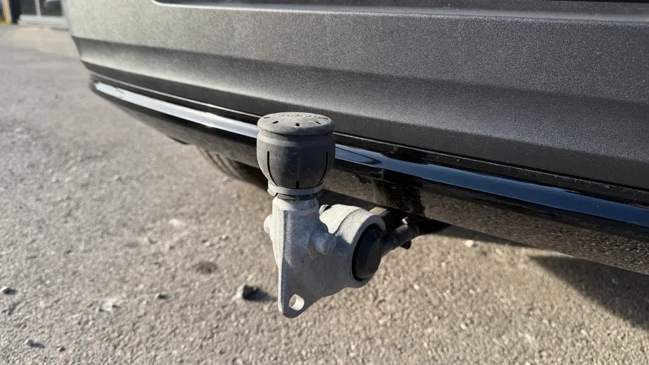 VOLVO XC40 XC40 B4 Plus Dark aut