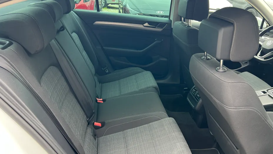 VOLKSWAGEN Passat Passat 2.0 TDI EVO Business DSG