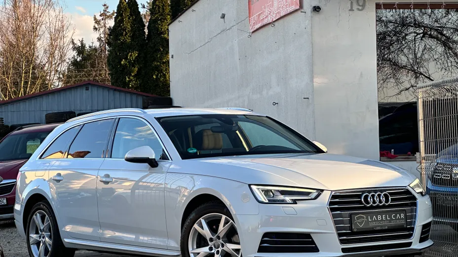 AUDI A4 A4 2.0 TFSI ultra Sport S tronic