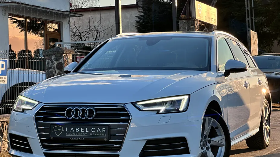 AUDI A4 A4 2.0 TFSI ultra Sport S tronic