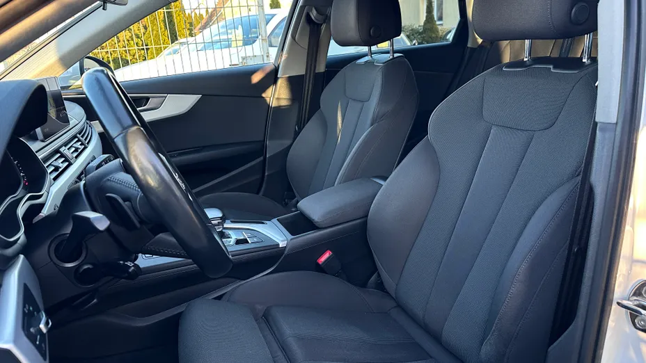 AUDI A4 A4 2.0 TFSI ultra Sport S tronic